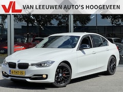 BMW 3-serie - 320i Executive | Stoelverwarming | Navi | Trekhaak
