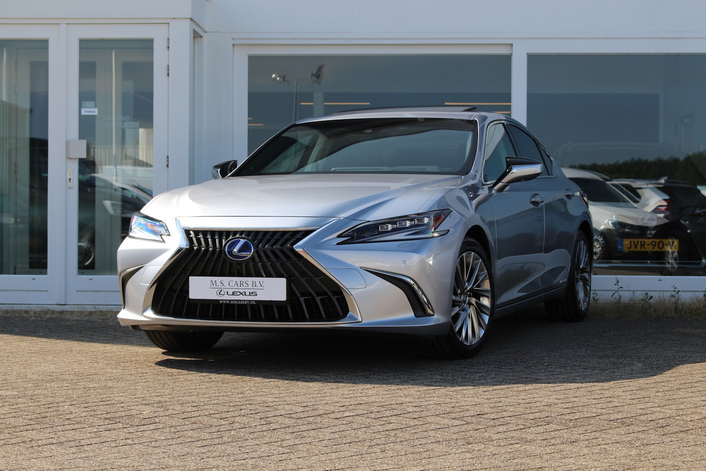 Lexus ES - 300h Hybrid President Line I NL-auto! Trekhaak I Facelift I Mark Lev. I Open dak - AutoWereld.nl
