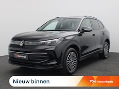 Volkswagen Tiguan - 1.5 eHybrid Life Edition 204PK DSG Trekhaak, 360gr. Camera, Zwarte hemelbekleding, Keyless