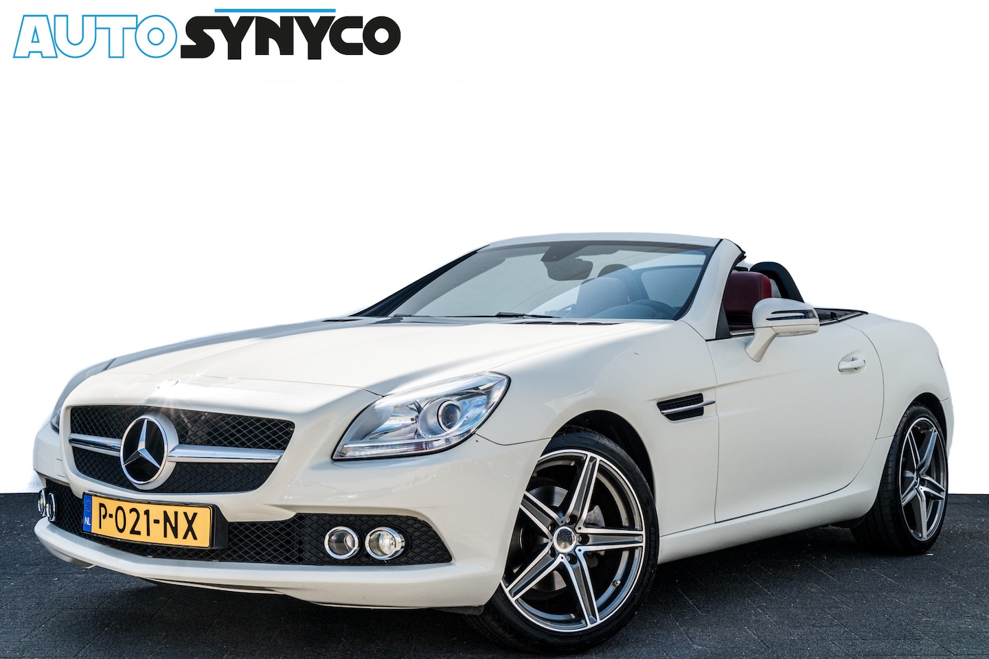 Mercedes-Benz SLK-klasse - 200 184 PK Automaat | Leder | Panoramadak | 18 inch LMV | Stoelverw. | ECC - AutoWereld.nl