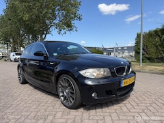 BMW 1-serie - 118i M Sport Airco Trekhaak Elektrische Stoelen
