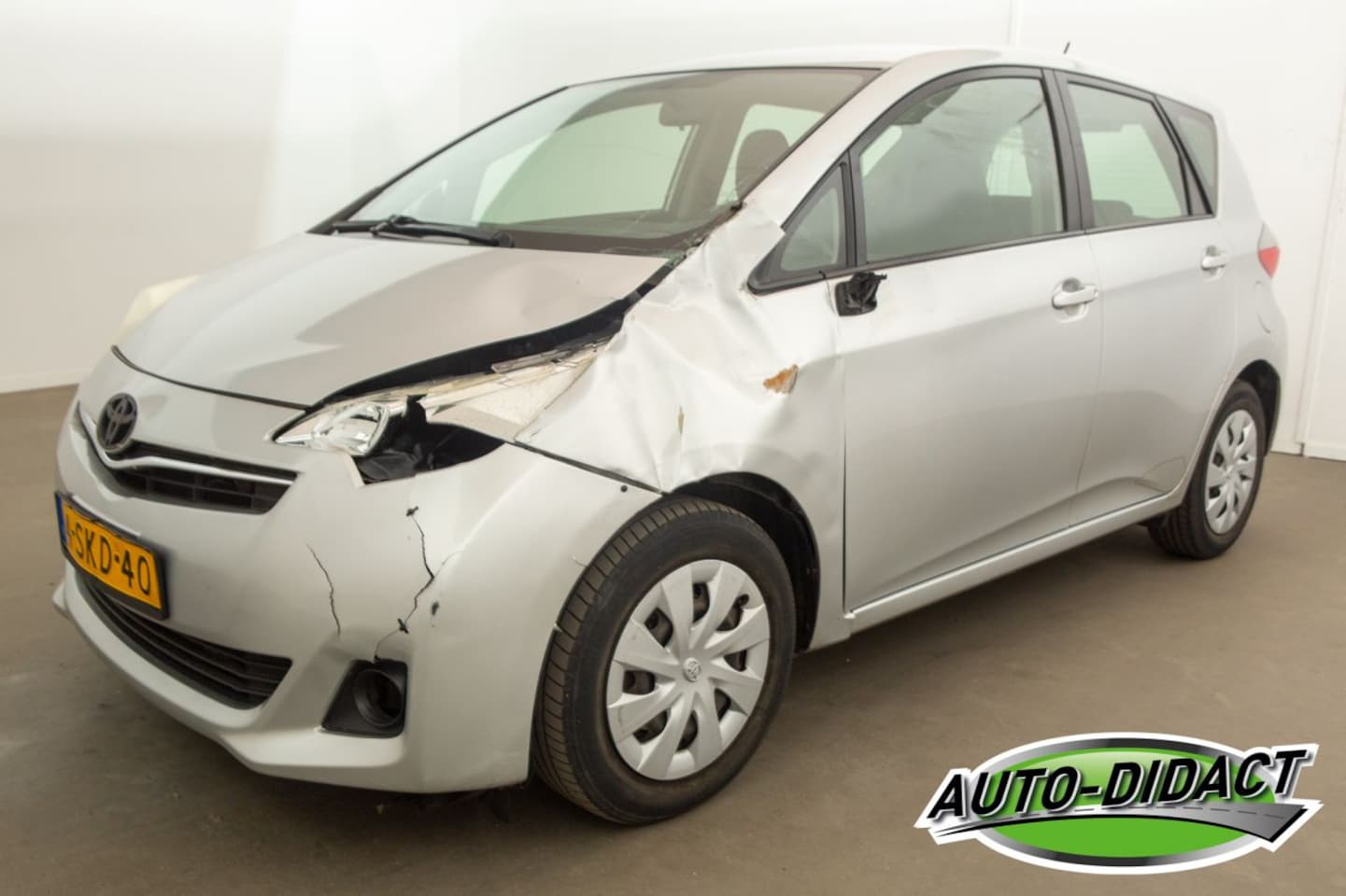 Toyota Verso S - 1.3 VVT-i Automaat Camera Clima Aspiration - AutoWereld.nl