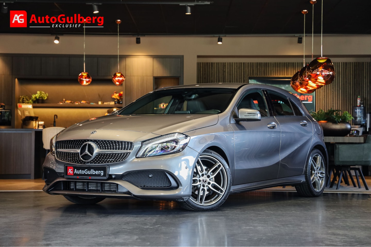Mercedes-Benz A-klasse - 180 Business Solution AMG Sportline, Sport stoelen leder, Camera, Carbon/ Seat en comfort/ - AutoWereld.nl