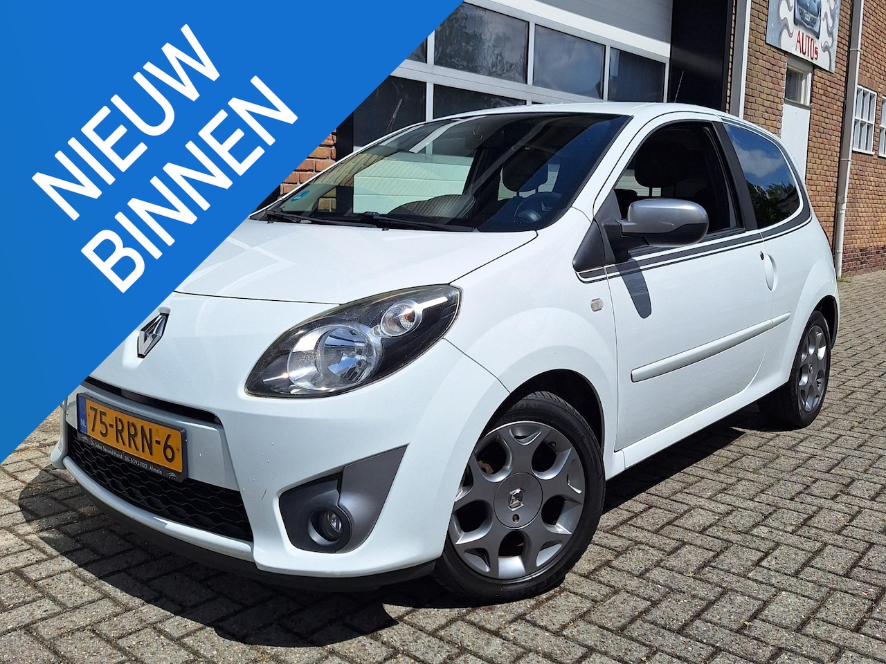 Renault Twingo - 1.2-16V Night & Day 2011 Wit Airco Cruise Apk - AutoWereld.nl