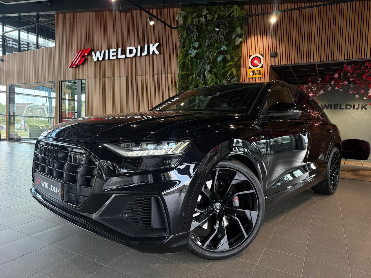 Audi Q8 - 4.0 TDI SQ8 quattro luchtvering 360 cam head up inklapbare trekhaak Soft Close - AutoWereld.nl