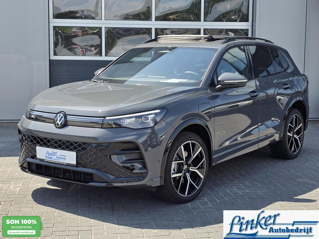 Volkswagen Tiguan - 1.5 NIEUW! eHybrid R-Line 272PK PANO/TREKHAAK/DIRECT INZETBAAR - AutoWereld.nl