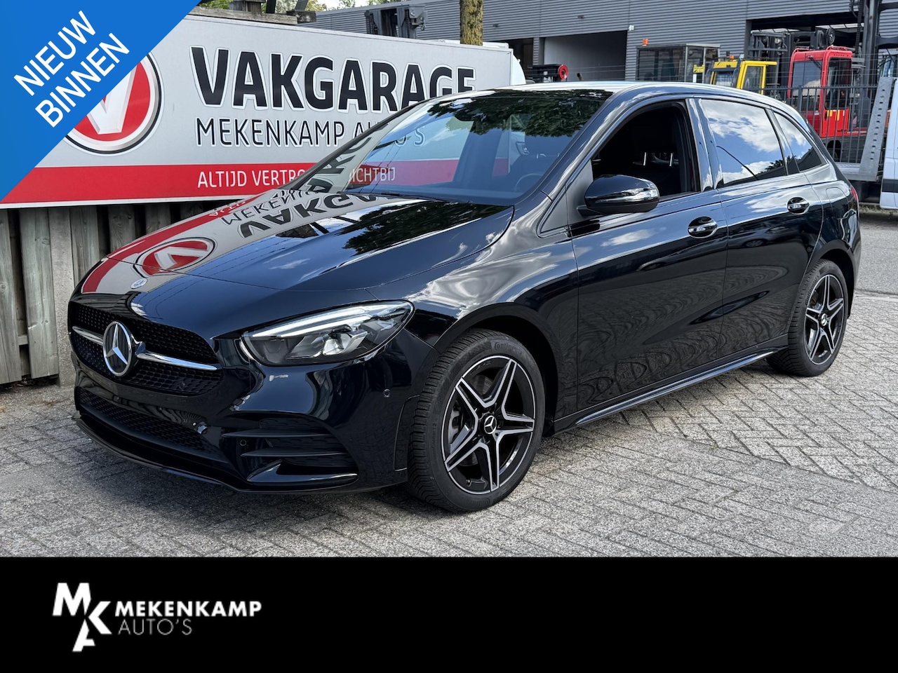 Mercedes-Benz B-klasse - 250 e AMG Line 18''/Dodehoek/Camera/Navigatie/Sfeerverlichting/PDC/Stoelverwarming - AutoWereld.nl