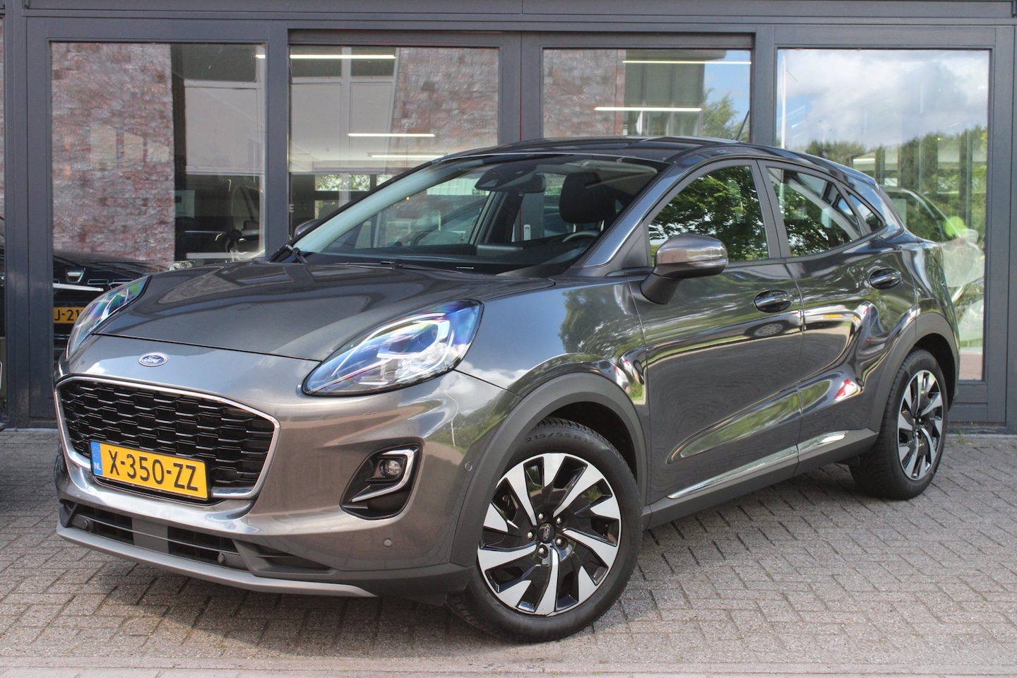 Ford Puma - 1.0 EcoBoost Hybrid Titanium | Camera | Cruise-control | Lane-assist | All-Season | Carpla - AutoWereld.nl