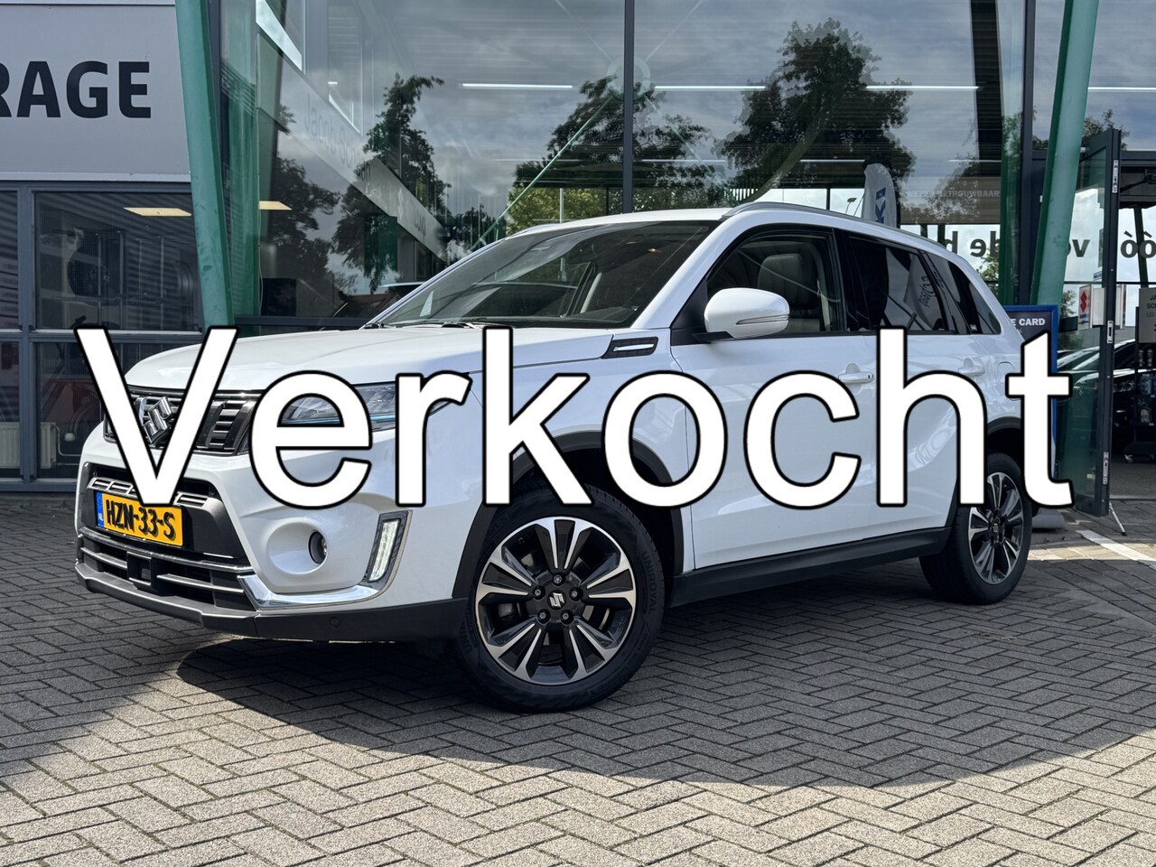 Suzuki Vitara - 1.4 Boosterjet Style Smart Hybrid CVT Automaat 130pk | Achteruitrijcamera | Cruise Control - AutoWereld.nl