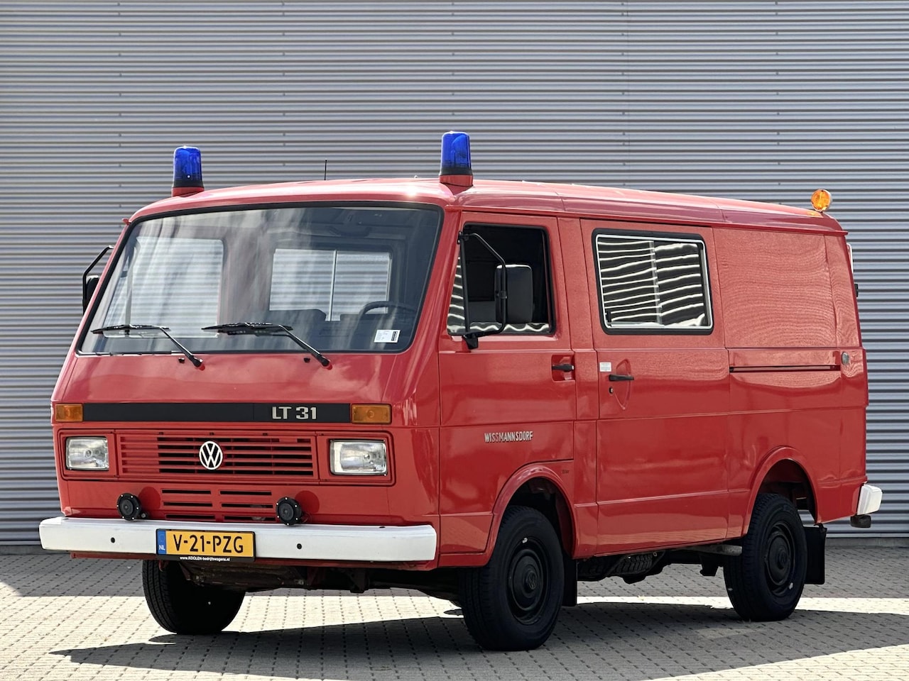 Volkswagen LT 31 - 2.4 17449km! nieuwstaat UNIEK! BENZINE camperbasis - AutoWereld.nl