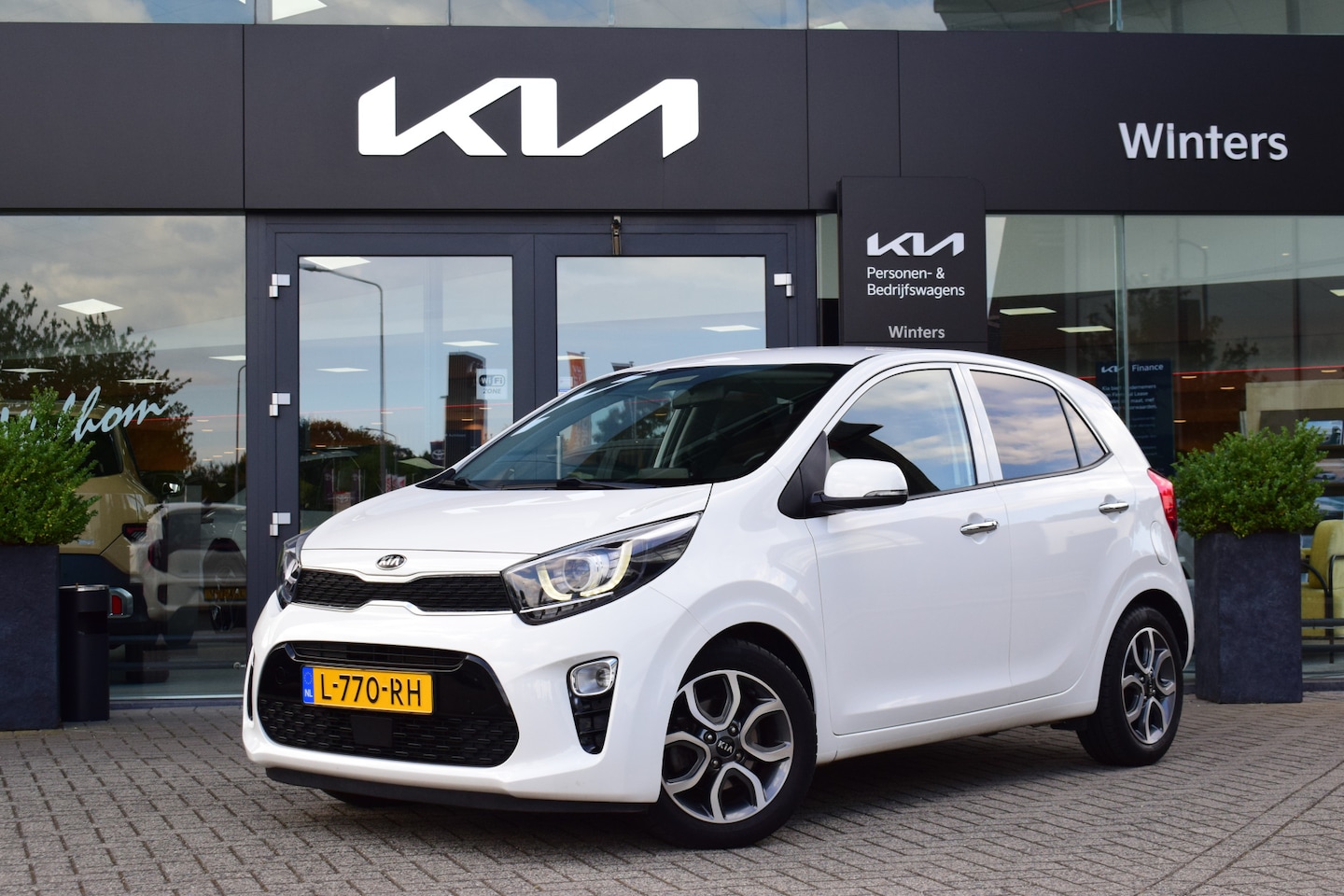 Kia Picanto - 1.0 DPi DynamicPlusLine | Navigatie | Camera + Sensoren | Climate- & Cruise Control | Tot - AutoWereld.nl