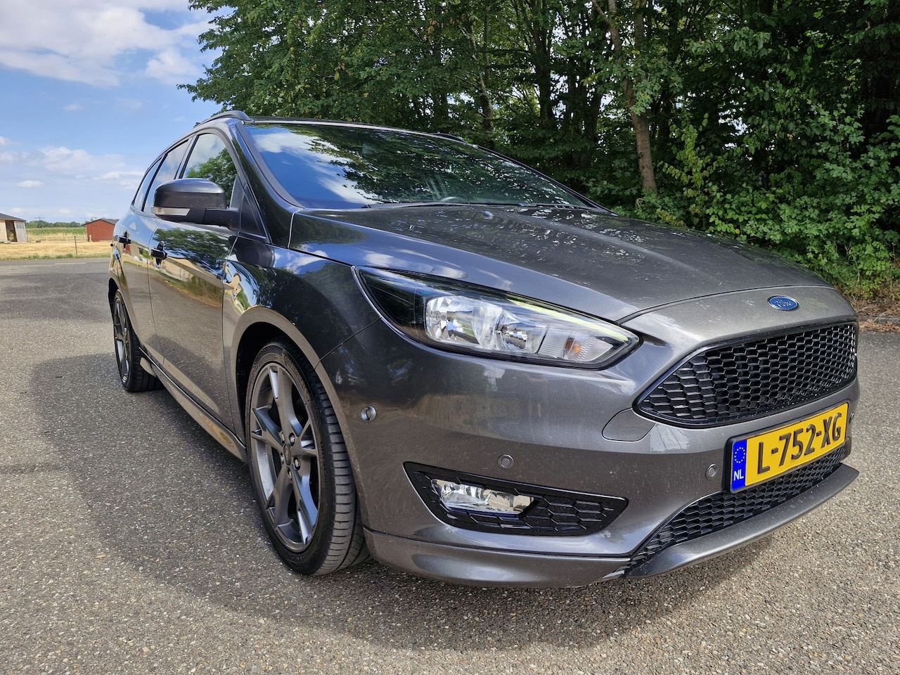 Ford Focus Wagon - 1.5 ST-Line | Aut. | APK 08-2027 - AutoWereld.nl