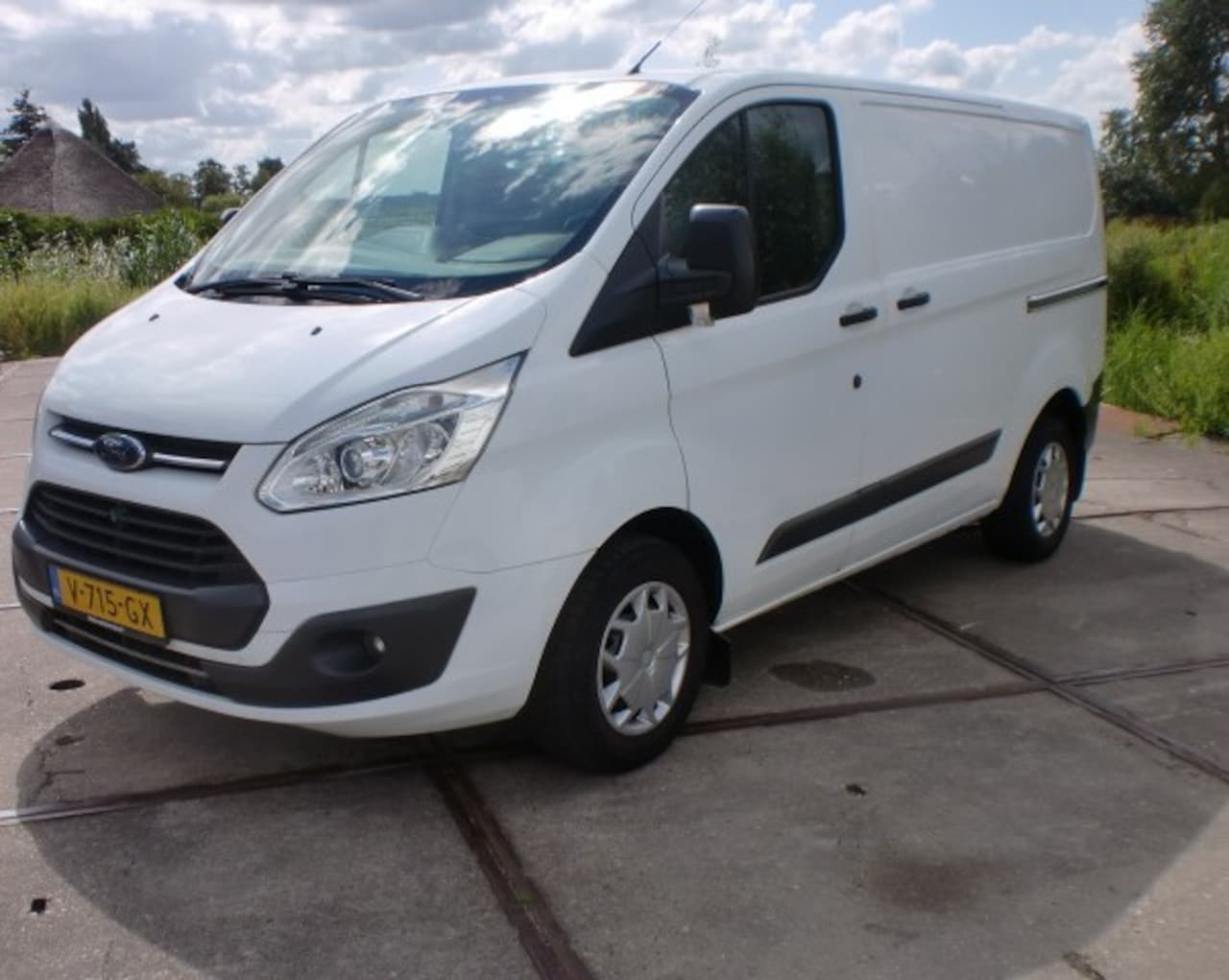 Ford Transit Custom - 2.0TDCi KM174 DISTRI VV OP145 KM LEASE€134 - AutoWereld.nl