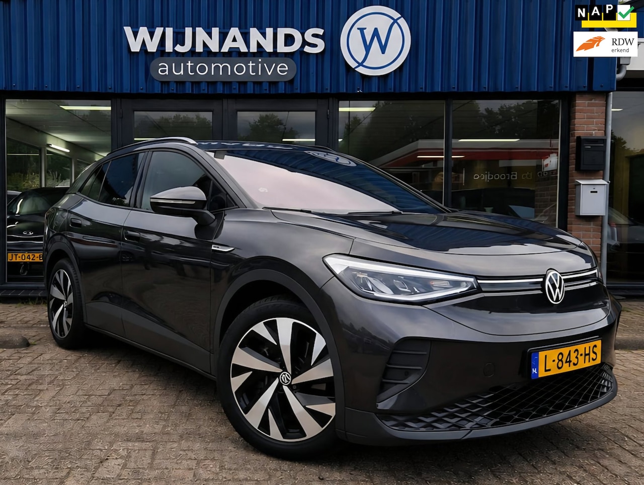Volkswagen ID.4 - Life 77 kWh Dealer oh + Contract tot 06-2028 - AutoWereld.nl