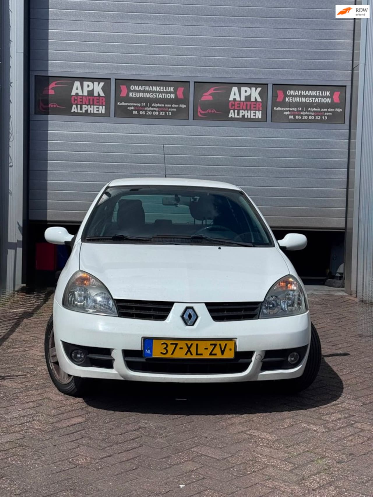 Renault Clio - 1.2-16V Campus 1.2-16V Campus - AutoWereld.nl