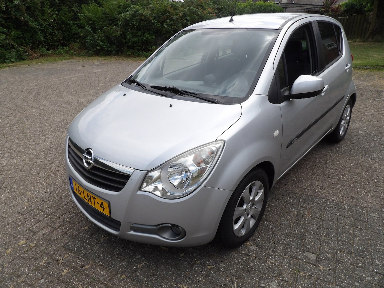 Opel Agila - 1.0 Edition airco kout - AutoWereld.nl