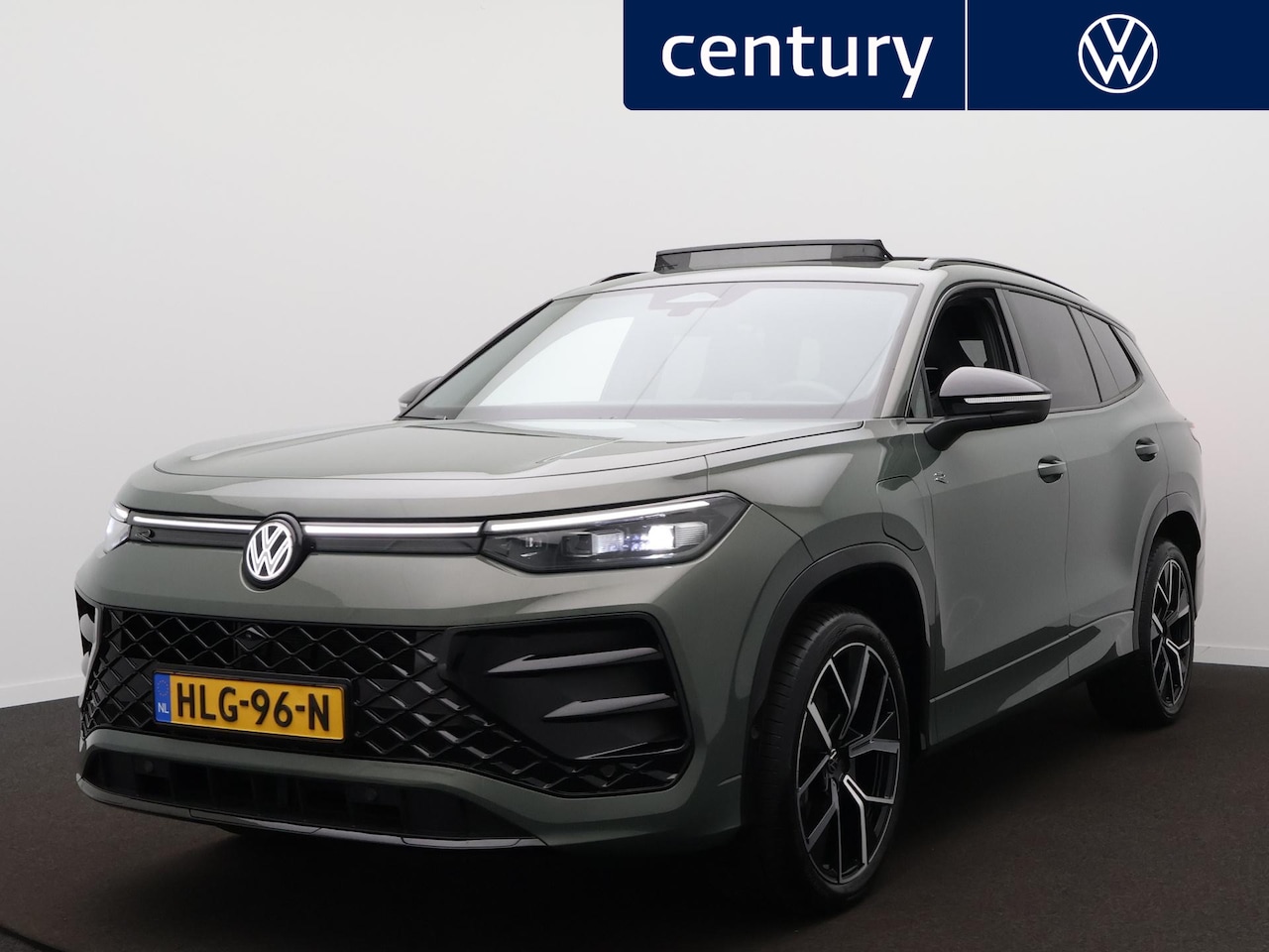 Volkswagen Tayron - 1.5 eHybrid R-Line Edition Panoramadak | Metallic | Electr klep - AutoWereld.nl