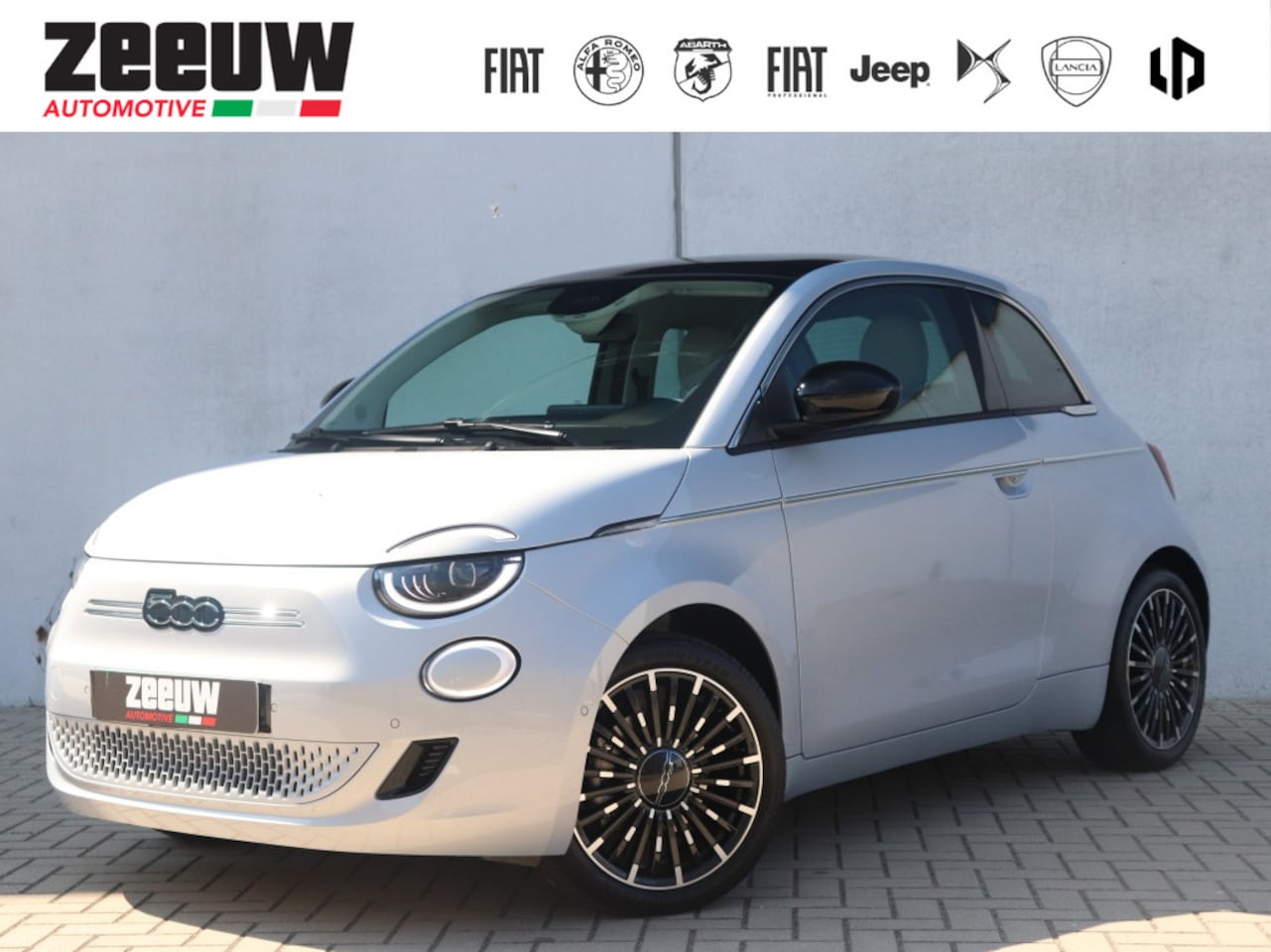 Fiat 500e - La Prima 42 kWh | Pano | JBL | Camera | Winter | 17" - AutoWereld.nl