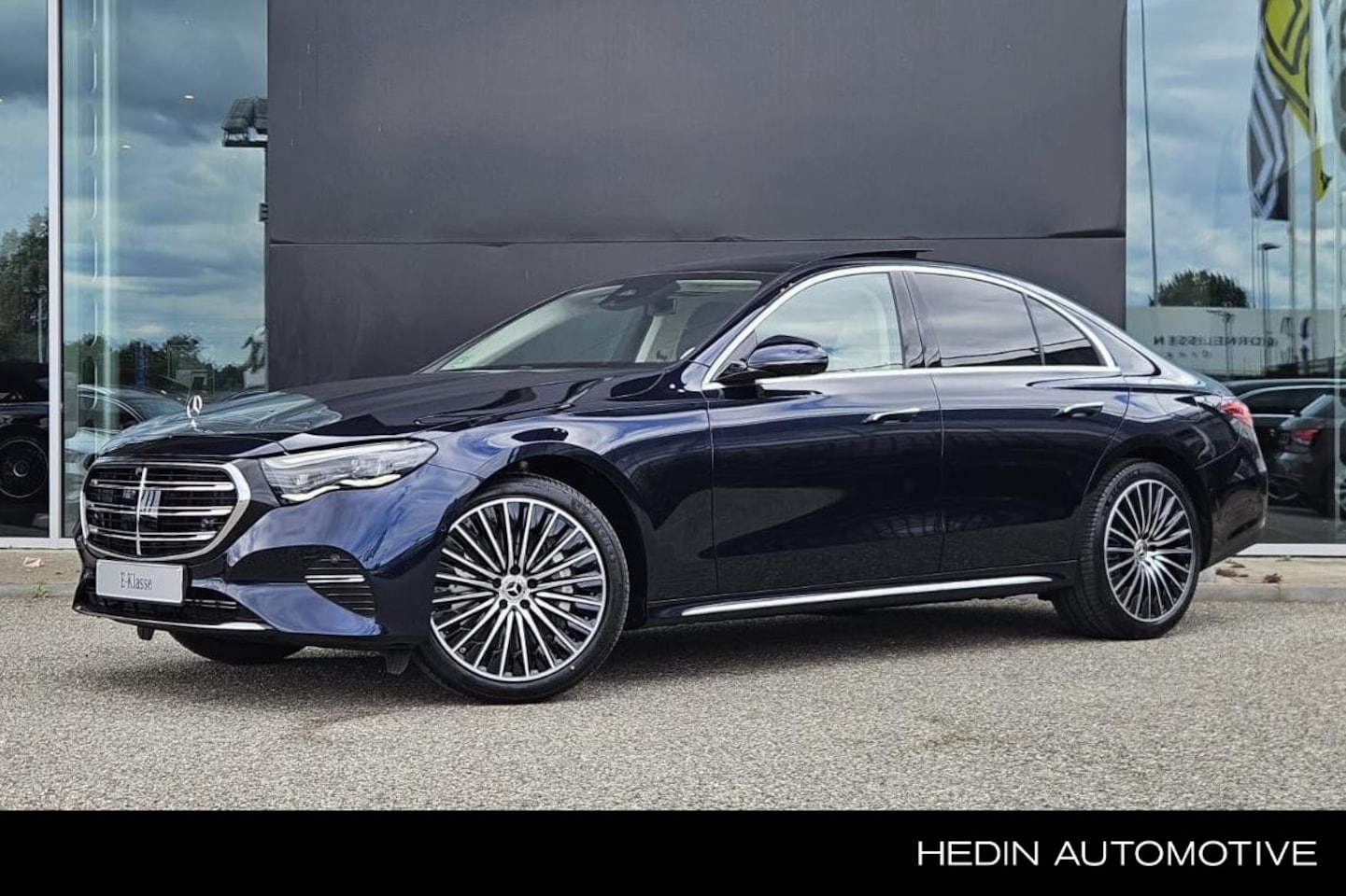 Mercedes-Benz E-klasse - Limousine 400 e 4MATIC Exclusive Line | Premium Plus Pakket | Superscreen | Winter Pakket - AutoWereld.nl