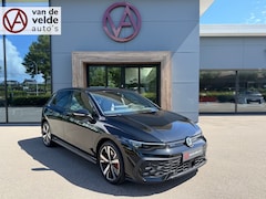 Volkswagen Golf - 1.5 eHybrid GTE 272pk | Trekhaak | Led mistlampen | IQ light | Camera | Head-up | Rijklaar