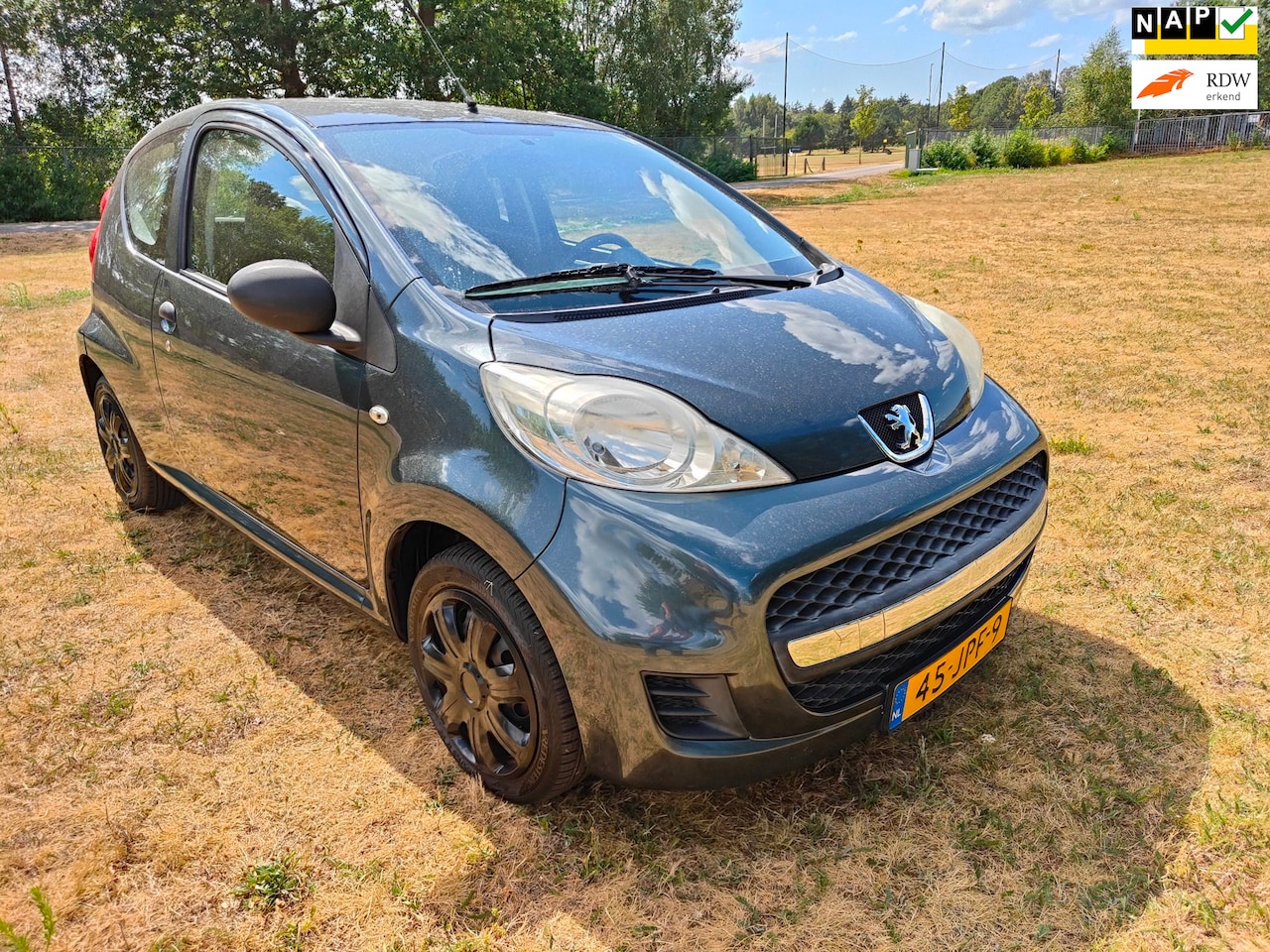 Peugeot 107 - 1.0-12V XR 1.0-12V XR - AutoWereld.nl
