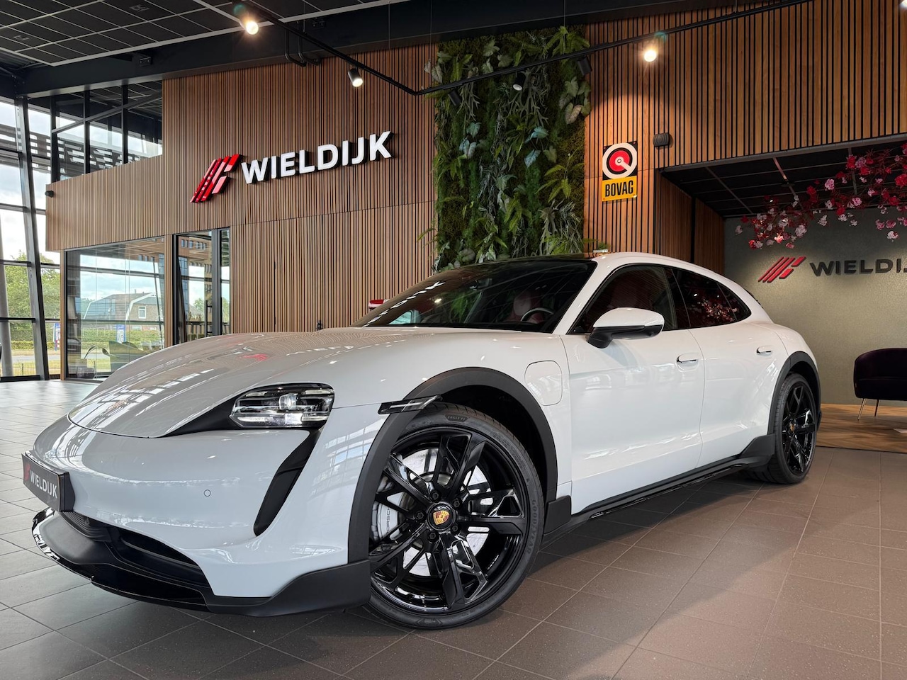 Porsche Taycan Cross Turismo - 4 93 kWh Tot 2030 fabrieksgarantie op de accu pakket - AutoWereld.nl