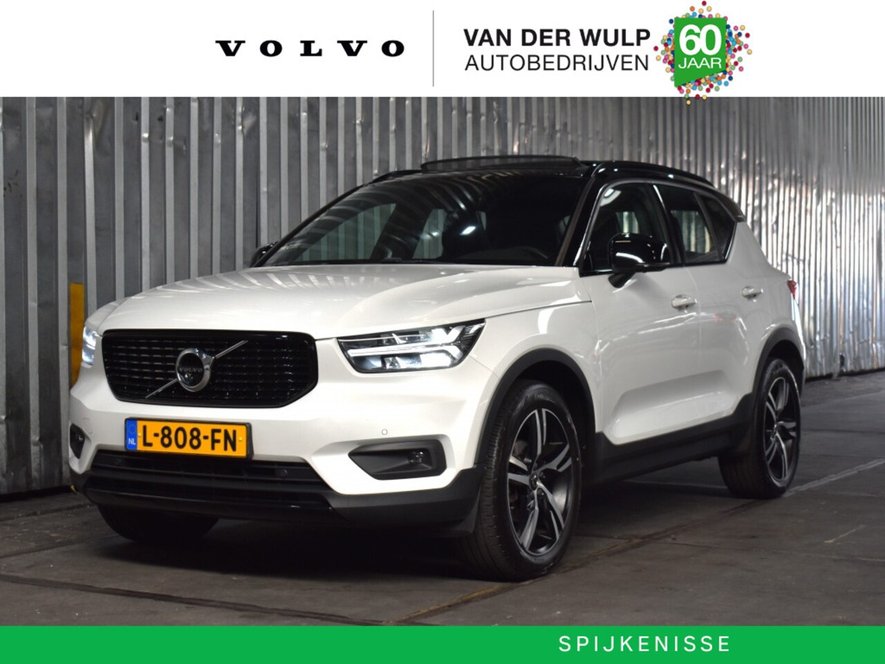 Volvo XC40 - T3 163PK R-Design | Trekhaak | Schuifdak | Harman/Kardon - AutoWereld.nl