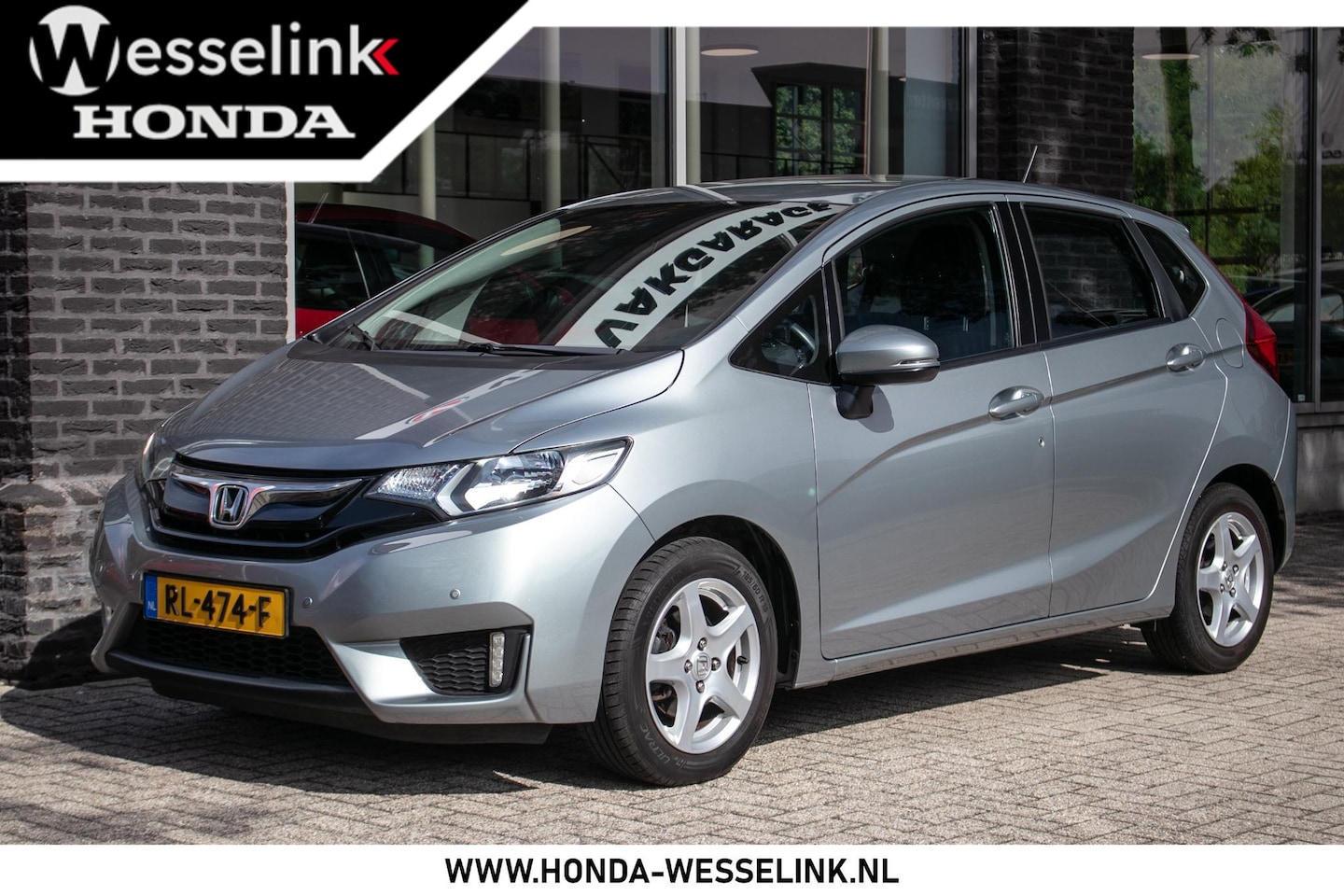 Honda Jazz - 1.3 i-VTEC Trend | Navigatie | Parkeersensoren | Stoelverw. - AutoWereld.nl