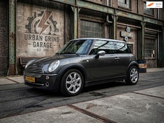MINI 3-Deurs - 1.6 Cooper Parklane (mooiste interieur)