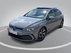 Volkswagen Golf - 1.5 eTSI 150pk DSG R-Line Business+ · Panoramadak · Harman Kardon Audio · Camera · Stoelve