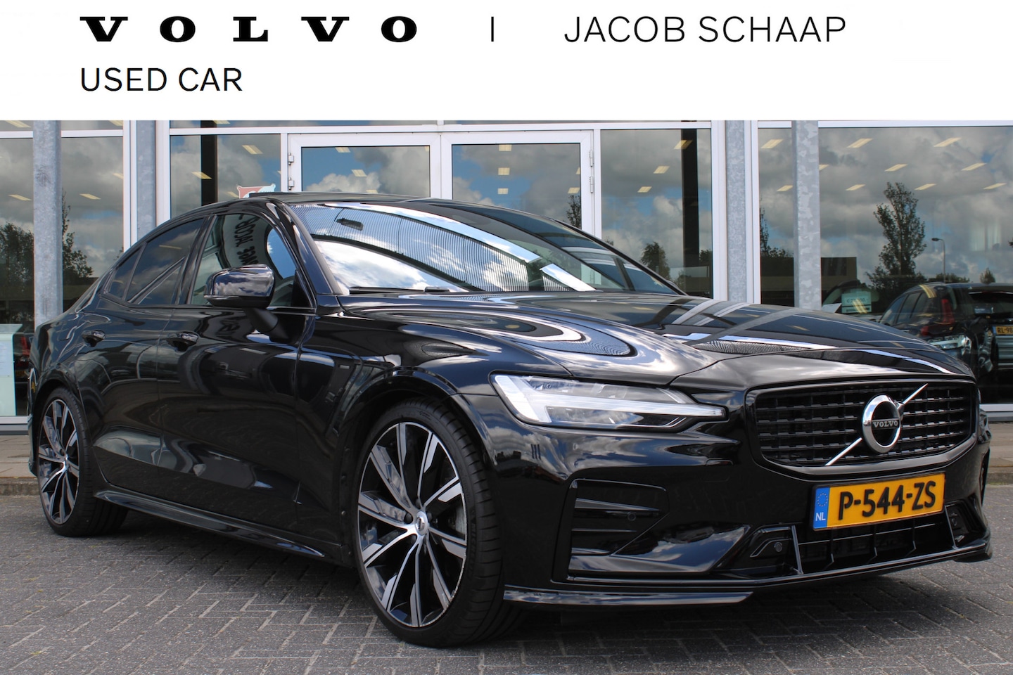 Volvo S60 - B5 251PK Automaat R-Design | Styling-kit | Adapt. Cruise | Schuif/kanteldak | 20" LMV | Tr - AutoWereld.nl