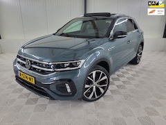 Volkswagen T-Roc - 1.5 TSI R-Line Business+, Automaat, Panodak, Afneembare trekhaak, Camera, Carplay