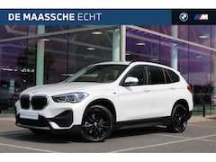 BMW X1 - xDrive25e High Executive Automaat / Panoramadak / Achteruitrijcamera / Comfort Access / LE