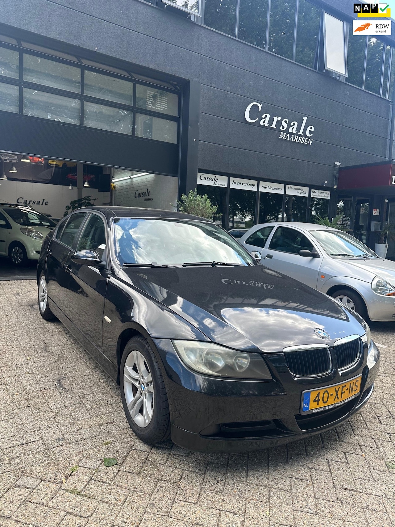 BMW 3-serie - 318i 318i - AutoWereld.nl