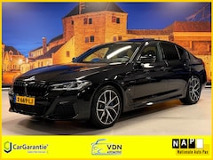 BMW 5-serie - 530e High Exe M-Sport Aut Schuifdak HUD Laserlight
