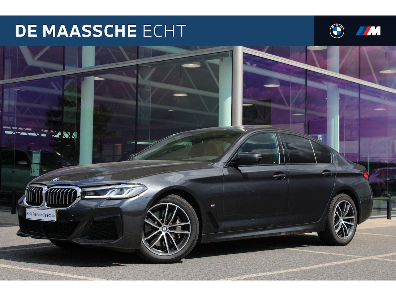 BMW 5-serie - 530i M Sport Automaat / Schuif-kanteldak / Achteruitrijcamera / Comfortstoelen / Comfort A - AutoWereld.nl