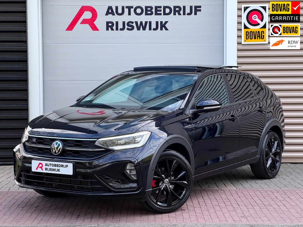 Volkswagen Taigo - 1.5 TSI 3x R-Line Pano/Camera/AppleCarPlay - AutoWereld.nl