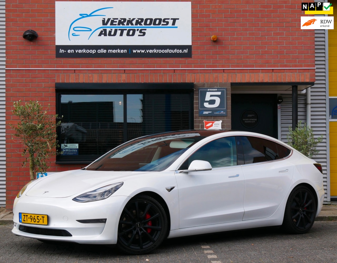 Tesla Model 3 - Performance AWD 75 kWh pano. org ned. 62dkm - AutoWereld.nl