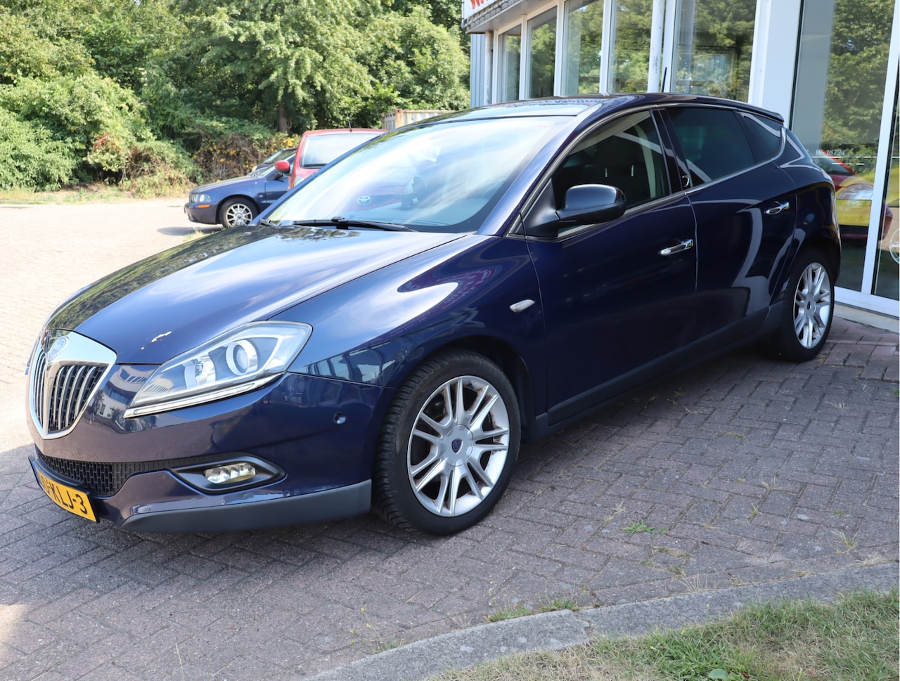 Lancia Delta - 1.4-16V Oro Inruilkoopje! - AutoWereld.nl