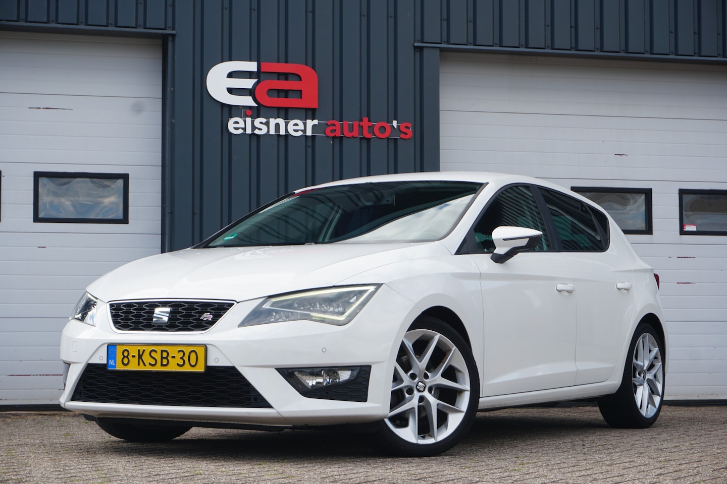 SEAT Leon - 1.4 TSI FR Business | LEDER/STOF | LED | CLIMA | PDC | - AutoWereld.nl