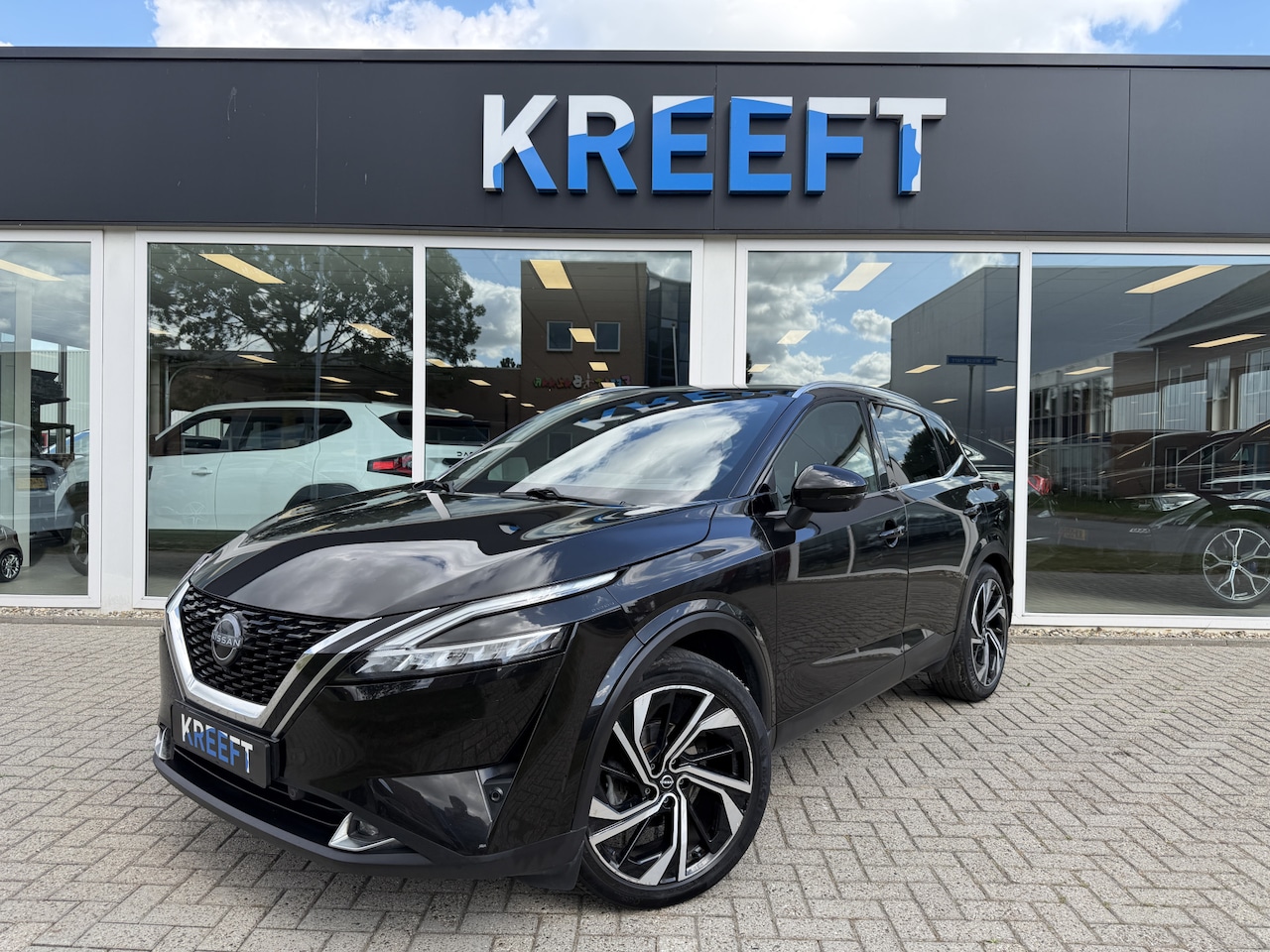 Nissan Qashqai - 1.3 MHEV Xtronic Tekna Plus Pano | Leder | 360 - AutoWereld.nl