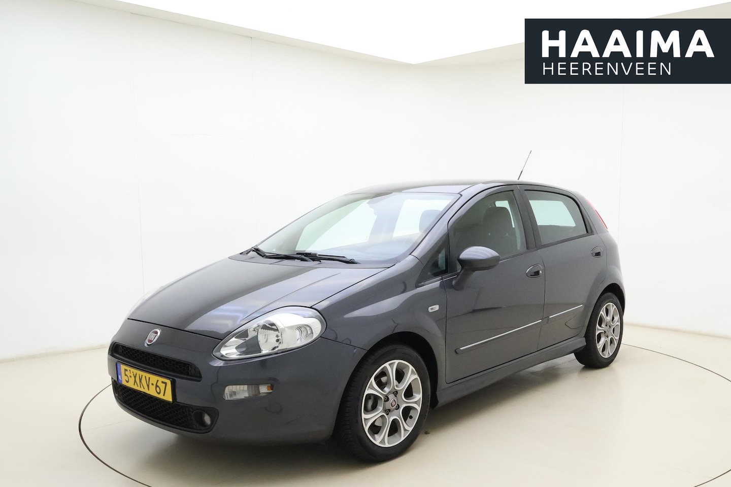 Fiat Punto Evo - 0.9 TwinAir 100pk Street | Airco | Cruise control | Lichtmetalen velgen | Parkeersensoren - AutoWereld.nl