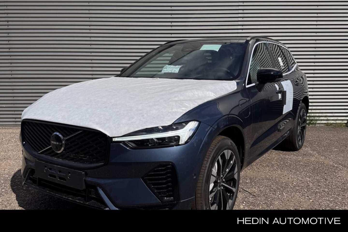 Volvo XC60 - 2.0 T6 Plug-in hybrid AWD Plus Dark 2.0 T6 Plug-in hybrid AWD Plus Dark - AutoWereld.nl