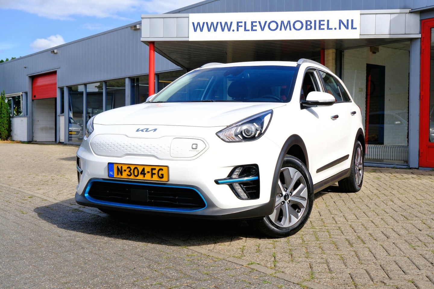 Kia e-Niro - DynamicLine 64 kWh Aut. CarPlay|Adapt.Cruise|Navi|Cam|LMV - AutoWereld.nl