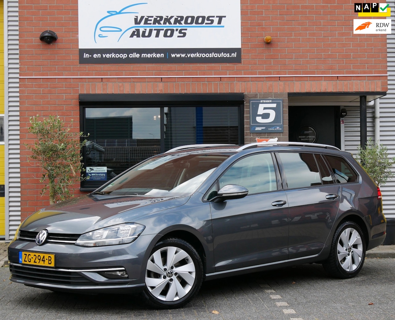 Volkswagen Golf Variant - 1.0 TSI Highline. massage. stoelverw. sportstoelen. - AutoWereld.nl
