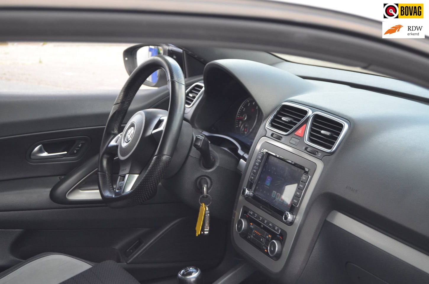 Volkswagen Scirocco - 1.4 TSI Highline Plus RLINE161 PK PANODAK - AutoWereld.nl