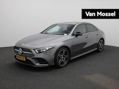 Mercedes-Benz A-klasse - Limousine 180 AMG Line | Automaat | Achteruitrijcamera | Parkeersensoren | Sfeerverlichtin