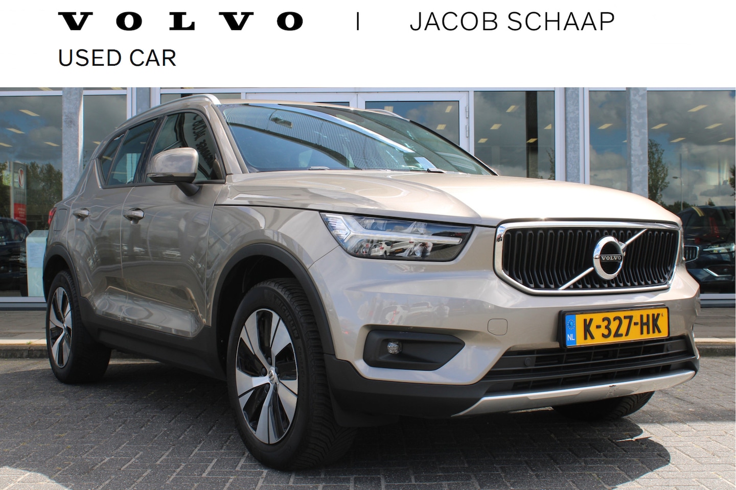 Volvo XC40 - T2 130PK Automaat Business Pro | Pilot Assist | El. Achterklep | AppleCarplay | Verw. Stoe - AutoWereld.nl