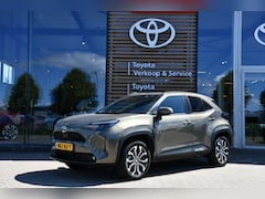 Toyota Yaris Cross - 1.5 Hybrid 115 First Edition Automaat 116pk | Trekhaak | Comfort Pack | Dodehoekdetectie |