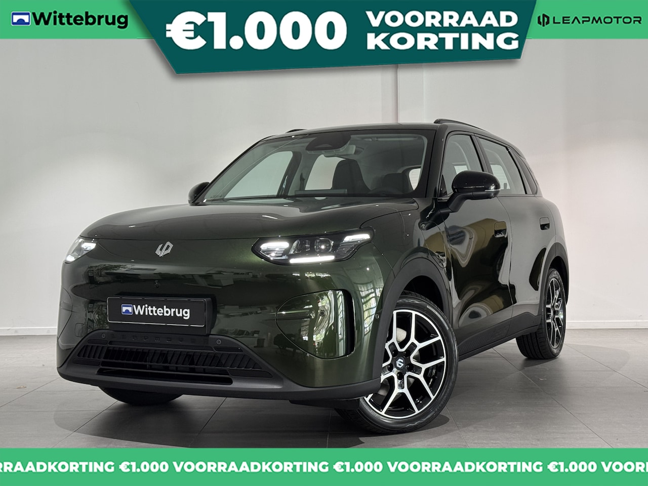 Leapmotor B03X - ProMax Life 53 kWh Nu te zien in de showrooms & beschikbaar voor proefritten!!! - AutoWereld.nl